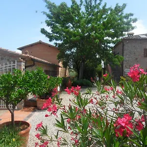 Casa di campagna Fullino Nero Rta - Residenza Turistico Alberghiera, Siena