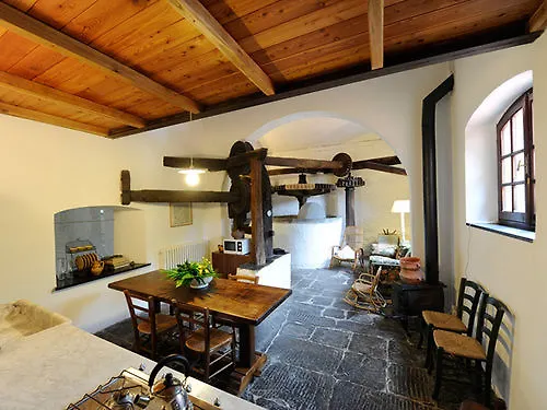 Casale Amati Country House Ortonovo Italy